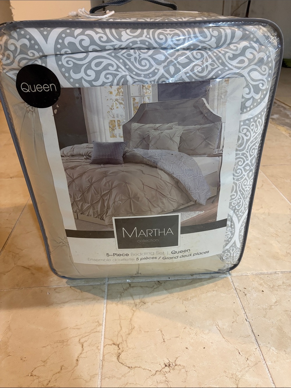 Martha Stewart Collection Queen 5-Piece Bedding Set - Gray. Brand new
